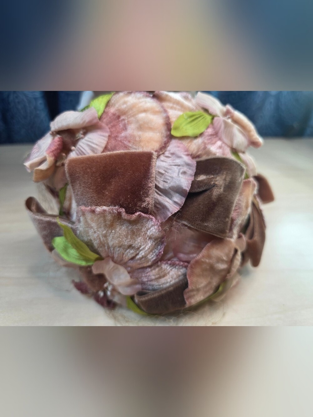 Vintage 1950s Pink Velvet Floral Topper Hat with Birdcage Netting Veil - Picture 11 of 11